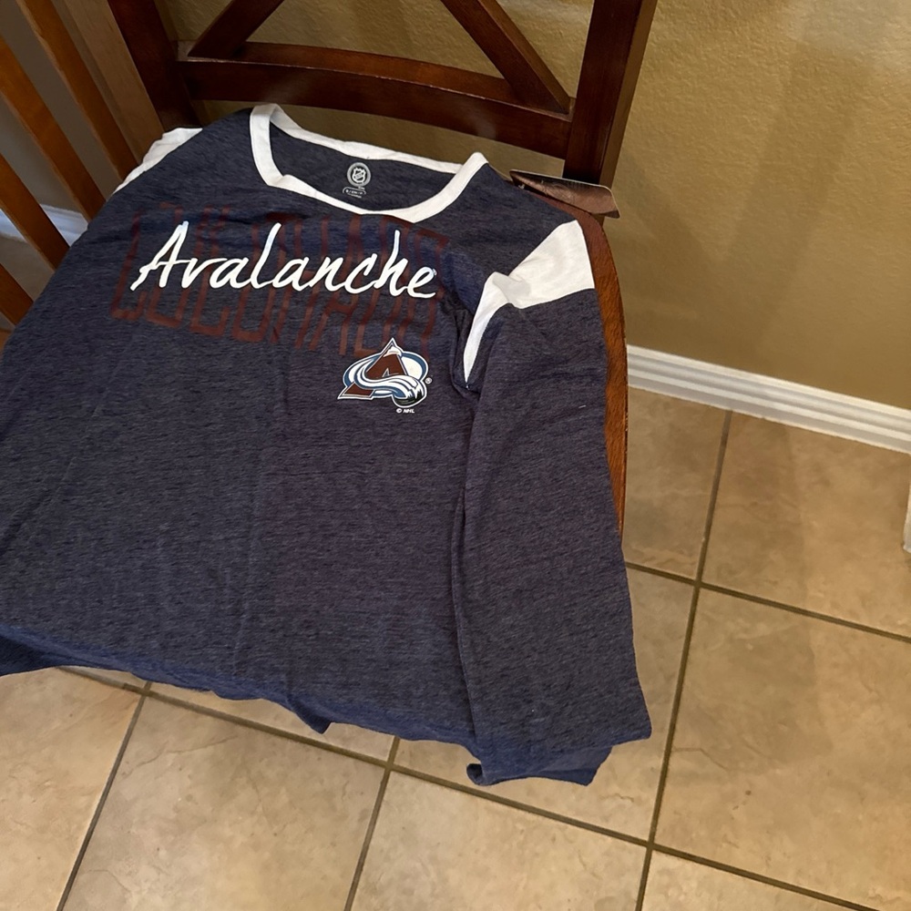 colorado avalanche long sleeve t-shirt